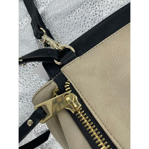 NWT Poverty Flats Beige Black Faux Leather Zippered Purse Shoulder Bag Women's - Picture 4 of 7